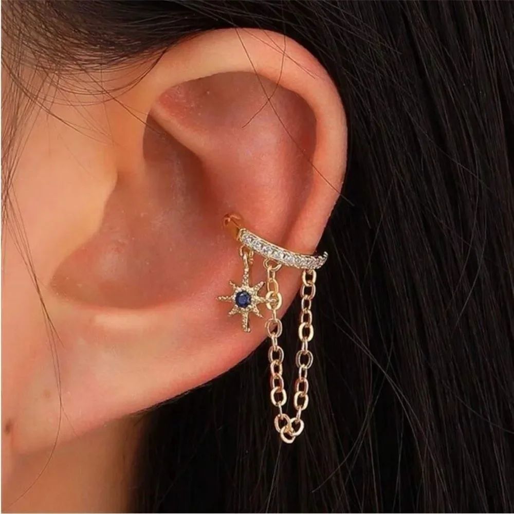 Gold Star Chain Ear Cuff A1690